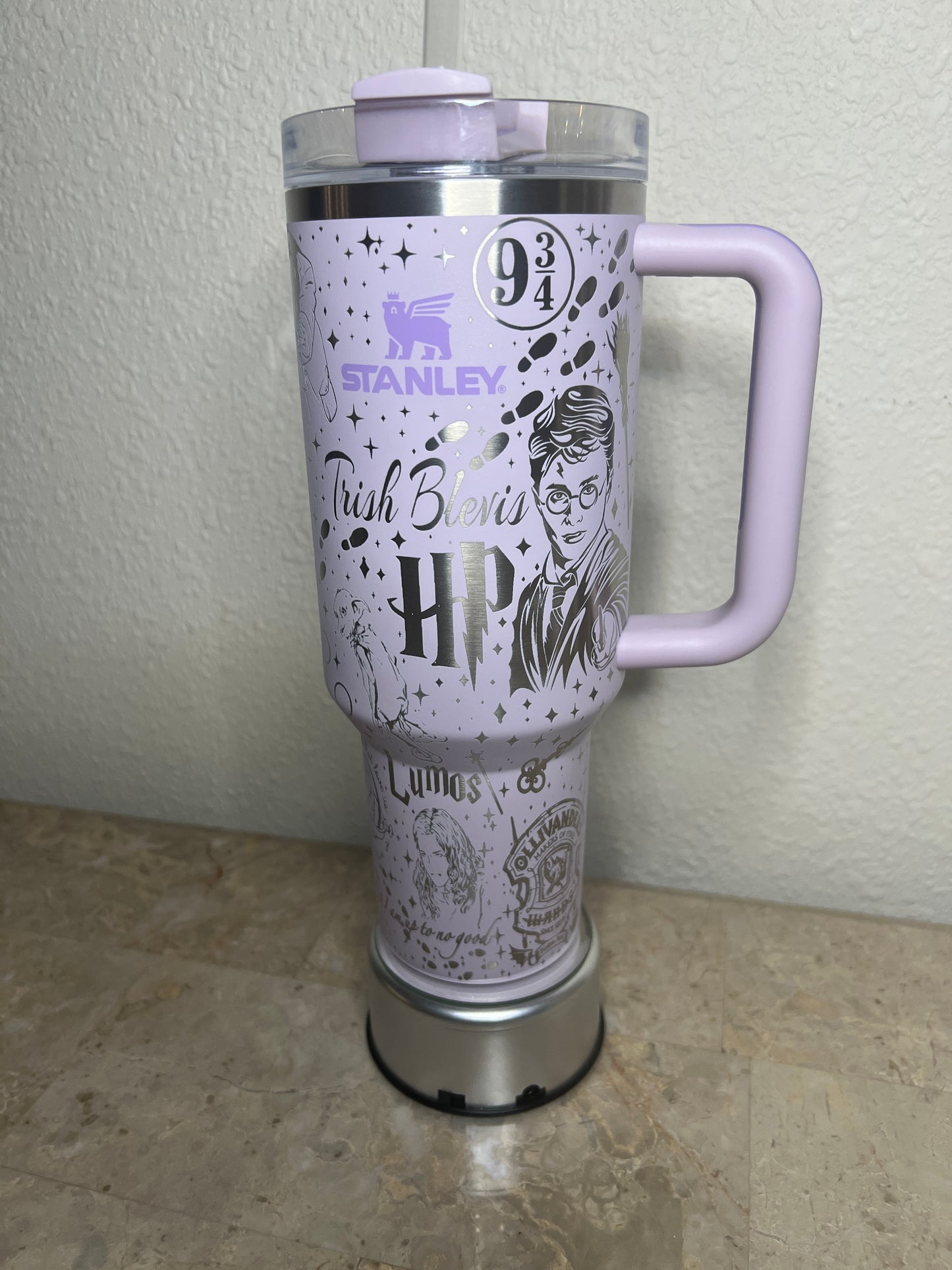 Harry Potter - Wizards -40 Oz Stanley Quencher H2.0 Travel Tumbler with Handle - Full Wrap Engraved