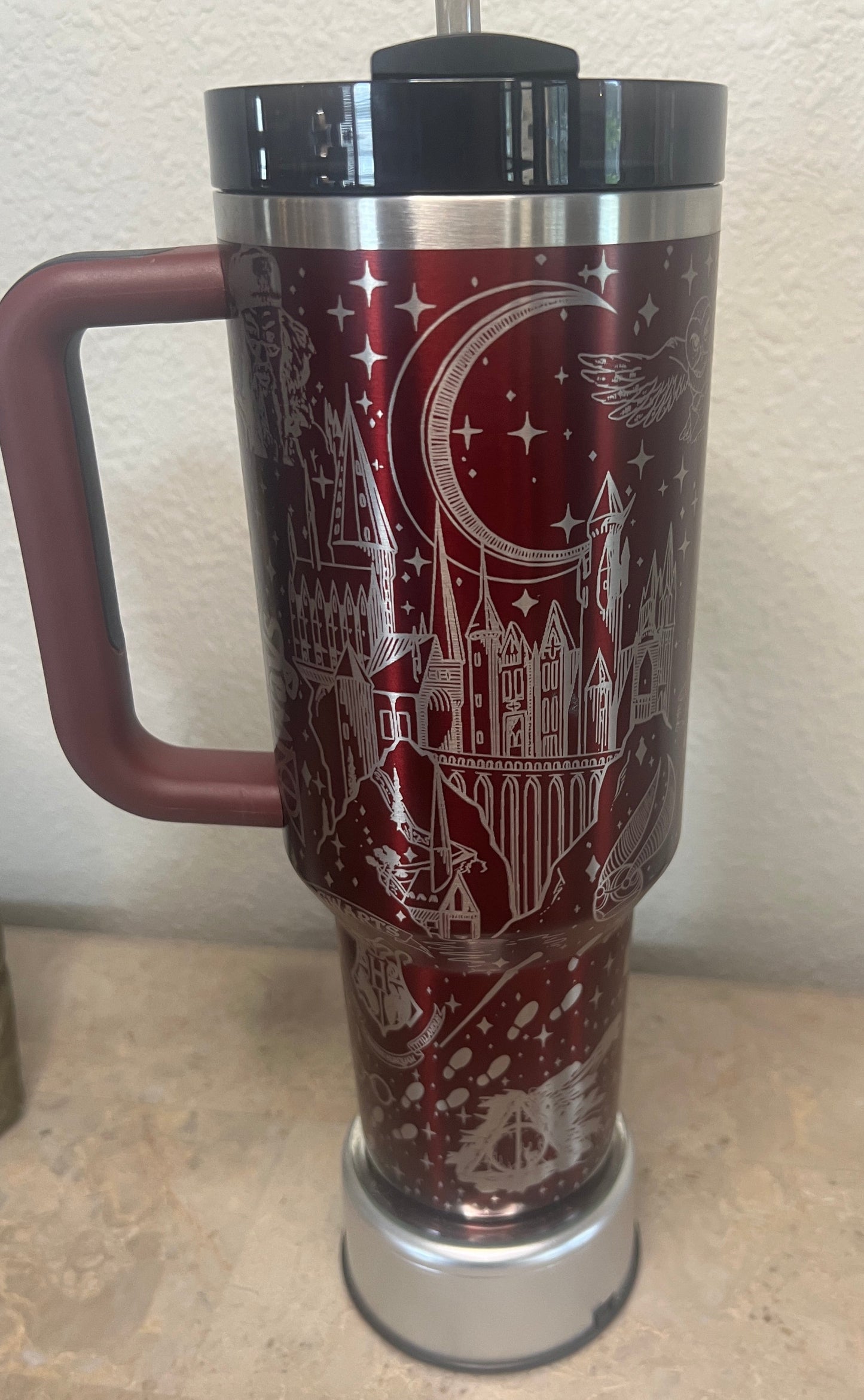 Harry Potter - Wizards -40 Oz Stanley Quencher H2.0 Travel Tumbler with Handle - Full Wrap Engraved