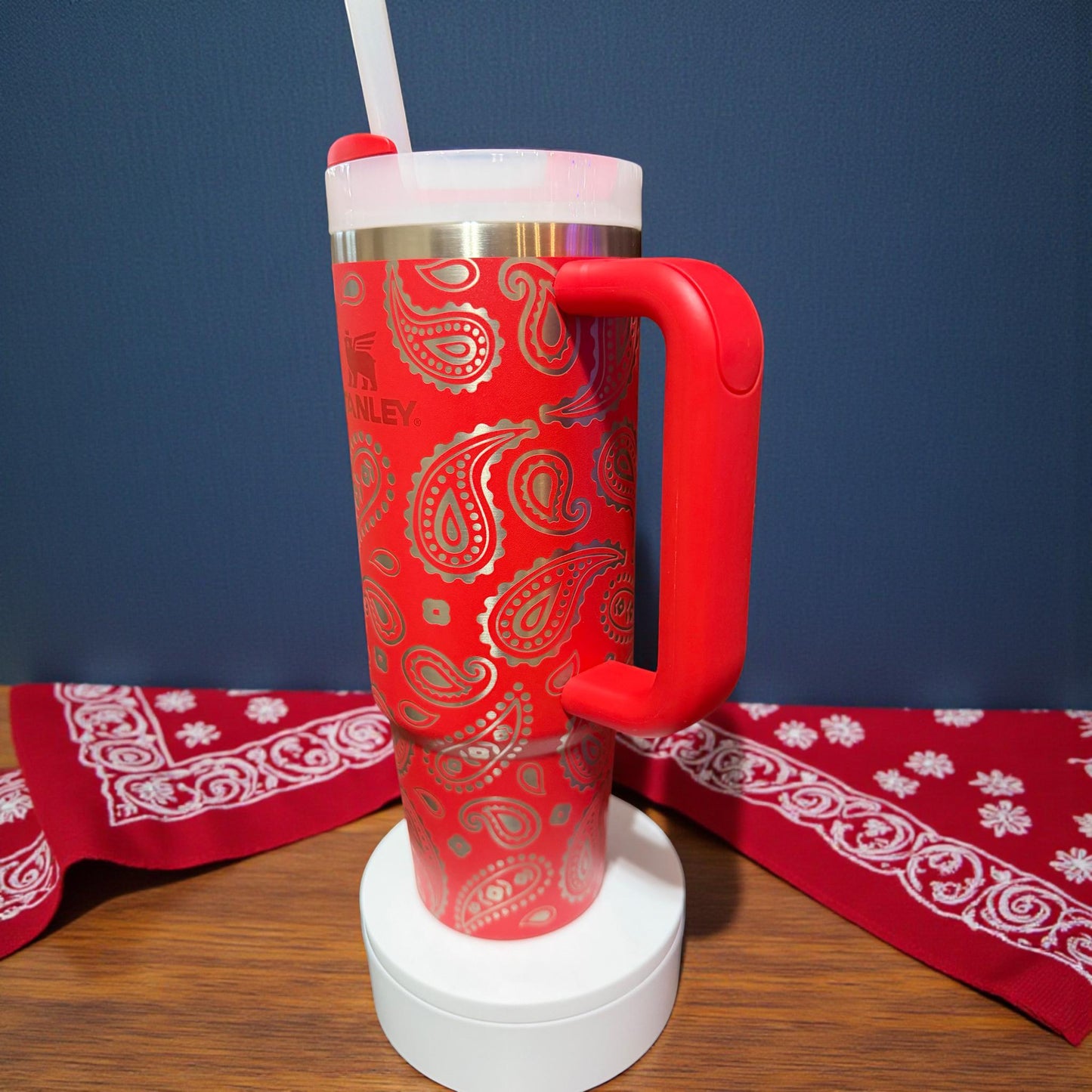 Bandana Pattern - 30 OZ Stanley H2.0 Quencher Tumbler With Handle-Full Wrap Engraved
